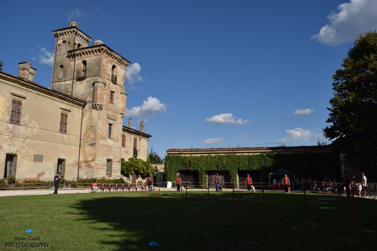 Ostello Castello Mina Della Scala Casteldidone Eksteriør billede