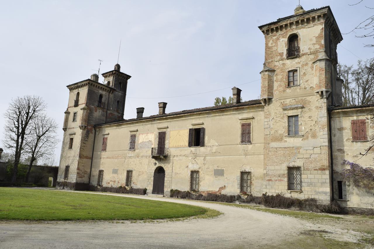 Ostello Castello Mina Della Scala Casteldidone Eksteriør billede