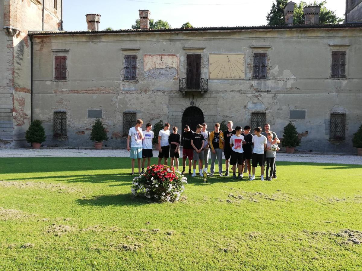 Ostello Castello Mina Della Scala Casteldidone Eksteriør billede
